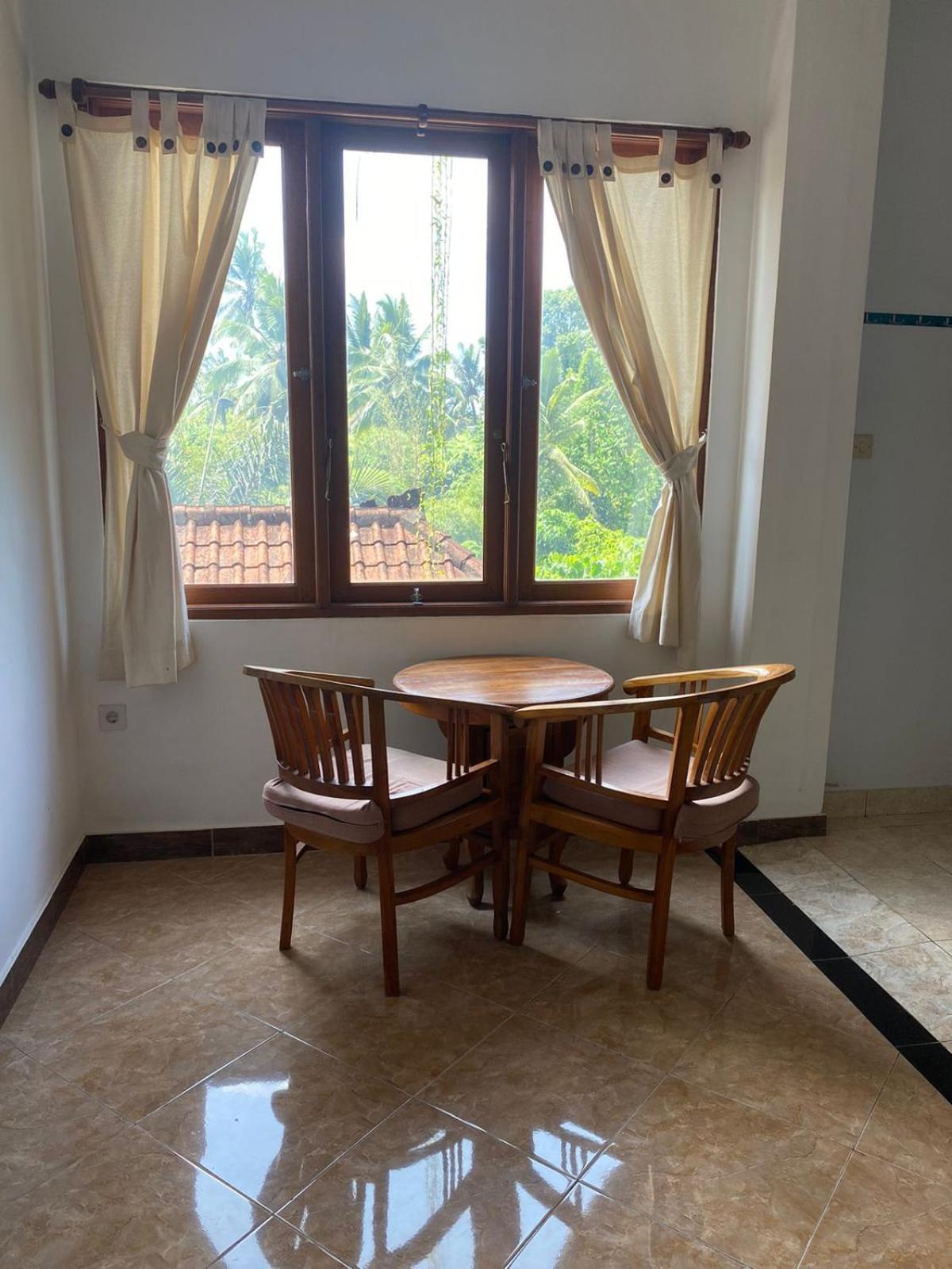 Ogek Home Stay Ubud Quarto foto
